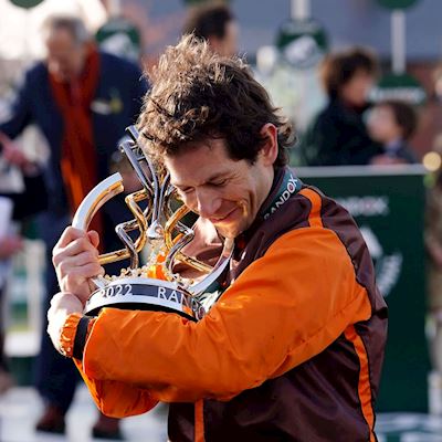 Grand_National_2022_Winner (1).jpg