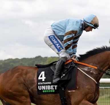MICKEY BOWEN OUT TO MAINTAIN FAMILY TRADITION IN SATURDAY’S £100,000 UNIBET SUMMER PLATE